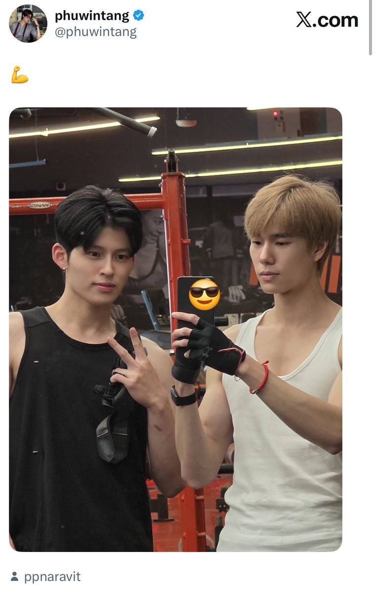 kthjk57's tweet photo. Phuwin post foto dia gym bareng pond dengan caption "💪🏻" seolah2 bilang " gue mah kuat anjir, mau di gimnain juga, asal ada dia " 😭😭😭😭😭😭😭 SHUTUPPP GW GILAAAAAAA😭😭😭soalnya kayaaa tumben bgt update gini d twitter tuh 😭😭😭 https://t.co/ZvxU4yPOD3