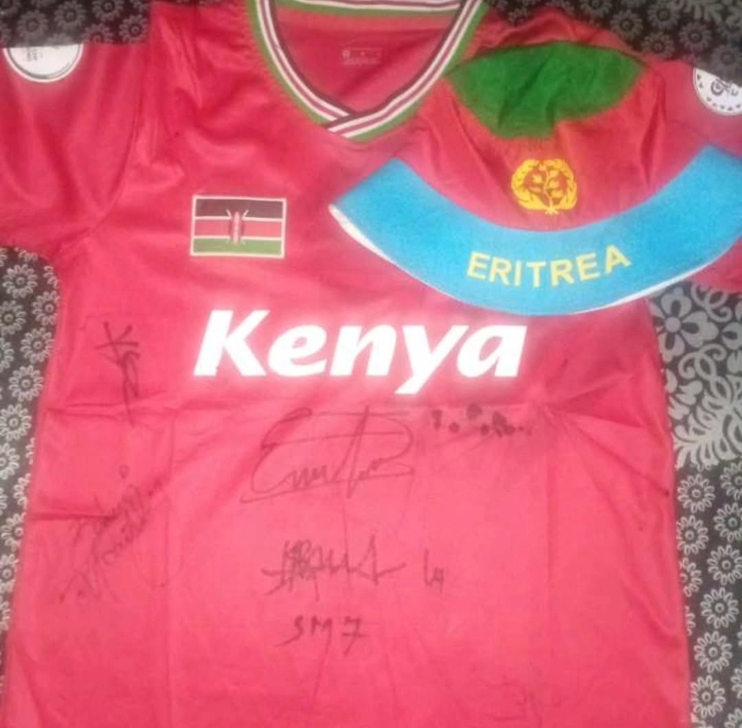 CarolRadull's tweet photo. Would you buy it? KSh300k for a Harambee Stars jersey?

The jersey has reportedly been signed by Benni McCarthy and 10 Harambee Stars players, including some from the Eritrea squad. https://t.co/Kol6VnYtow
