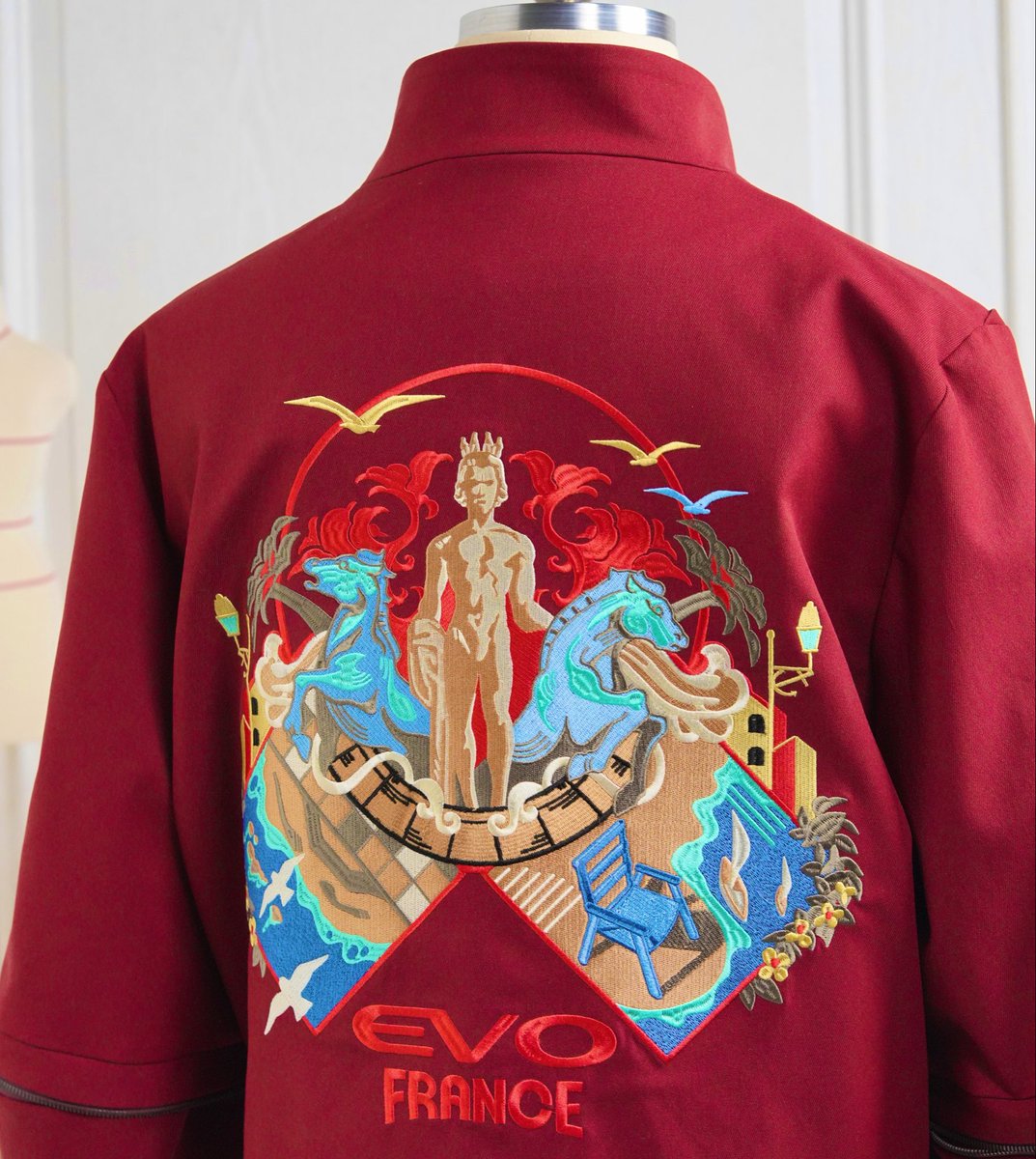 Sidnificus's tweet photo. Evo France 2026 Jacket

Inspired by #UFASHIONWEEK2, we are determined to make not only a piece of FGC collection but also a high fashion item that you can proudly wear at Paris Fashion Week.

This is our favorite design so far.

See y’all in the beautiful city of Nice~~ https://t.co/sARpy77VKw