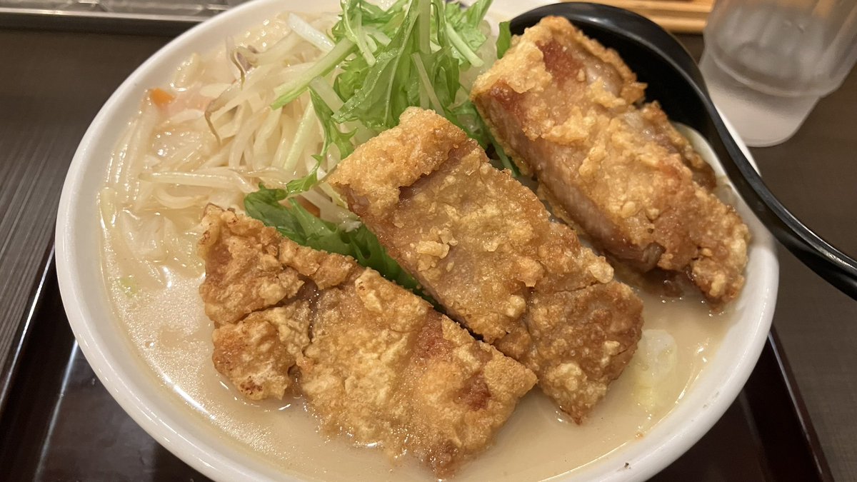ndsc_c's tweet photo. 「お前に食わせるタンメンはねぇ！」

沼津のタンメン　中華料理　八福
埼玉のタンメン　埼玉タンメン　山田太郎 https://t.co/GKYhMIvN9T