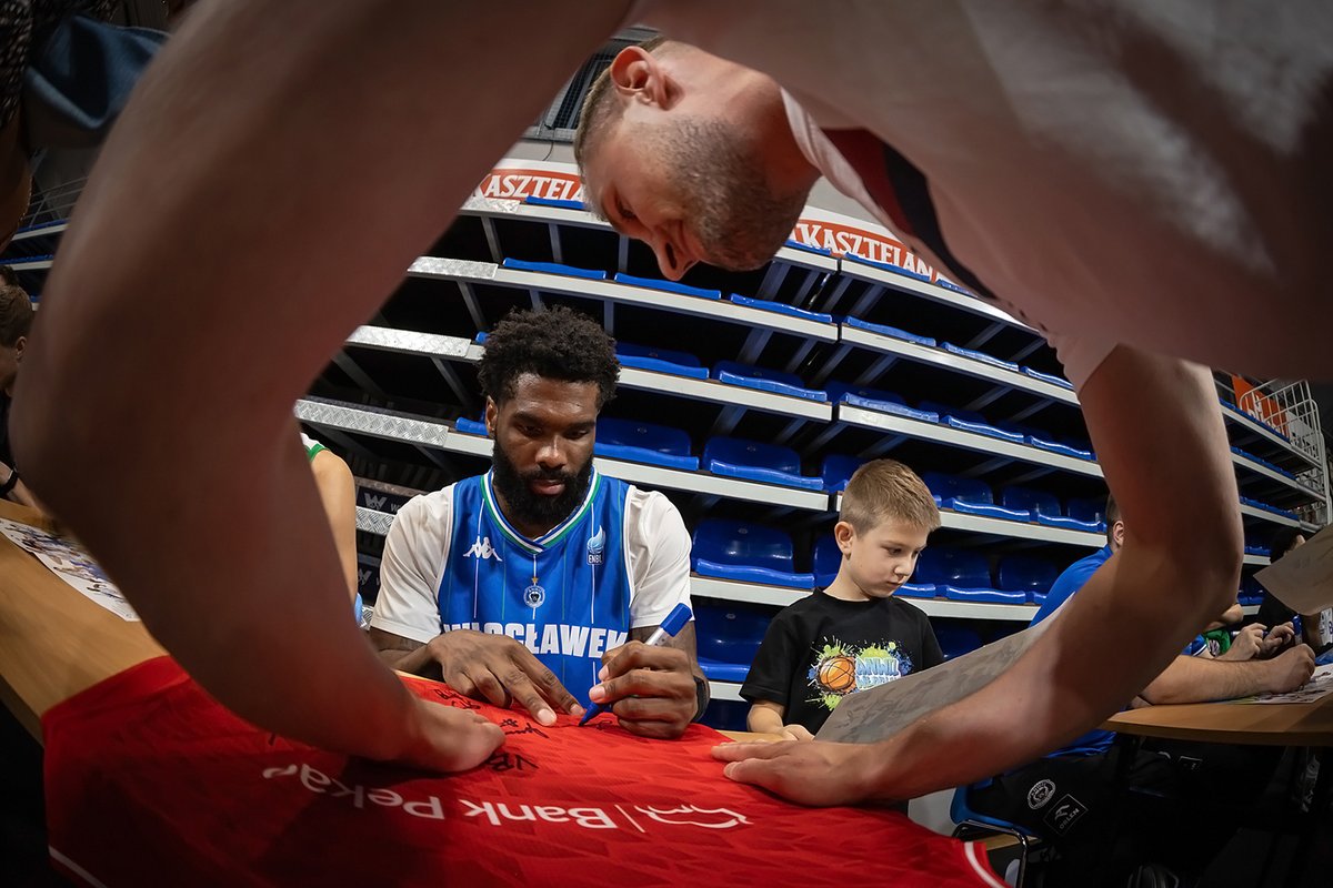 piotrkieplin's tweet photo. Bo #AnwilFamily to coś więcej niż słowa
Gramy razem dla Arturka Obieraka -> https://t.co/2UTTkV0q4l 

@Anwil_official 
Zapraszam #plkpl https://t.co/VSqh4yxpZM