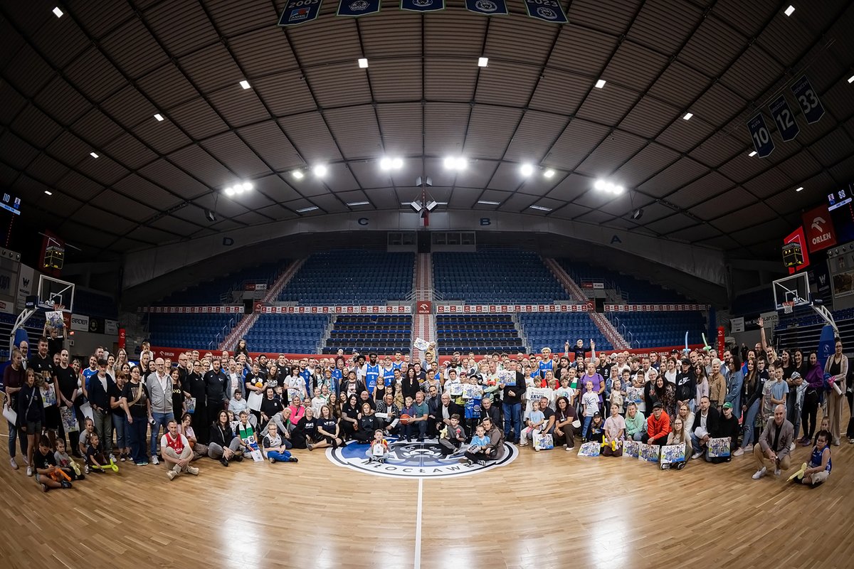 piotrkieplin's tweet photo. Bo #AnwilFamily to coś więcej niż słowa
Gramy razem dla Arturka Obieraka -> https://t.co/2UTTkV0q4l 

@Anwil_official 
Zapraszam #plkpl https://t.co/VSqh4yxpZM