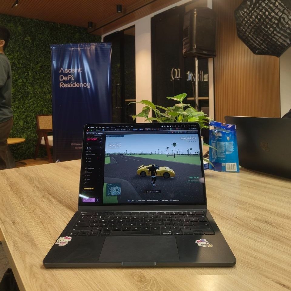 bharathshettyy's tweet photo. Gm from @localhostIND 

Putting @PlayDirtyMoney through its paces IRL https://t.co/j7wvnQC8PG