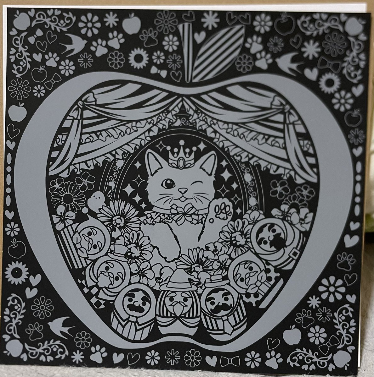 may26581090's tweet photo. #スクラッチアート 
 #シマエナガinワンダーランド
 次は『白雪姫』を削っていきたいと思います♡
すぐには完成できないけど、ちまちまやっていきます(笑) https://t.co/6kmGTaRazT