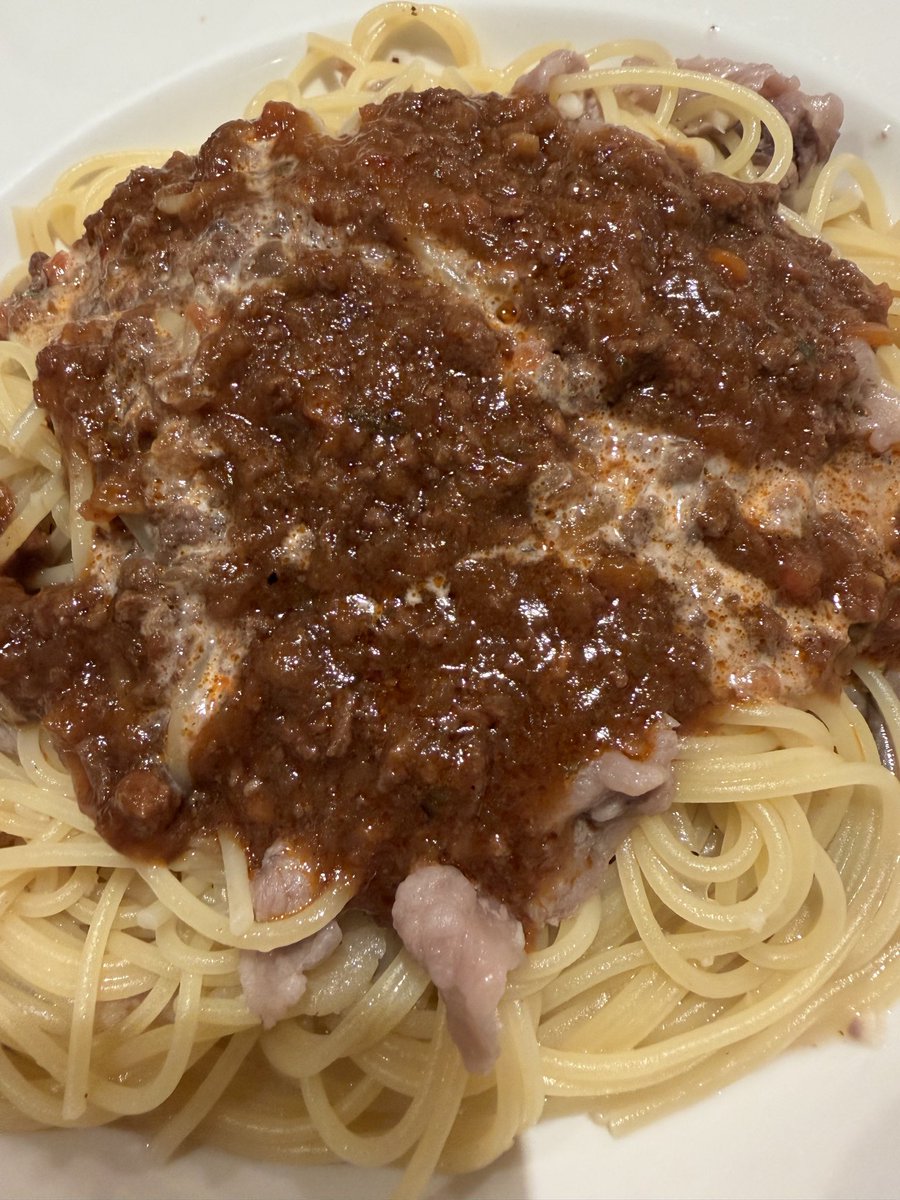 Puripuriogen8's tweet photo. 食＆植＆でっかい画鋲 https://t.co/WD0ThAGIQn