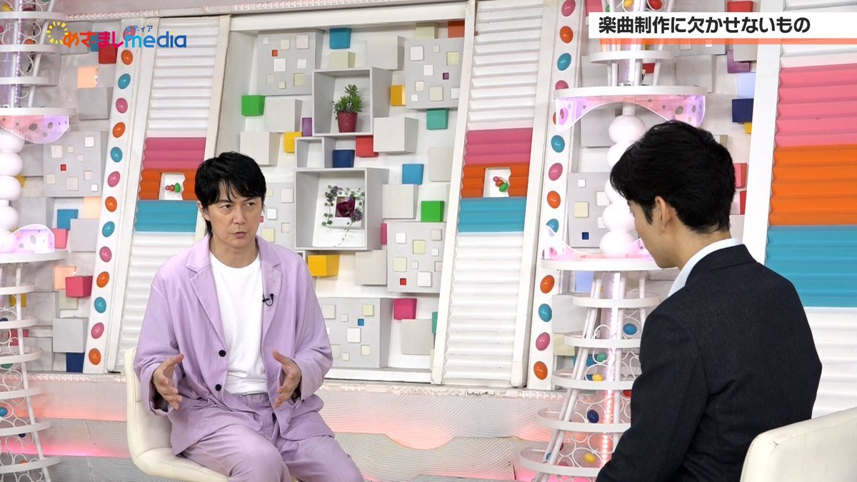 mezamashimedia's tweet photo. 最新アルバム『超新星』をリリースした福山雅治さんに、めざましテレビの生田竜聖アナがインタビュー！

大きな話題を呼んだB'zの稲葉浩志さんとのコラボ裏話など、楽曲の制作秘話をたっぷりとお届けします。

＼＼動画はこちら／／
https://t.co/CQCjH5LGi4

@BROS_1991 https://t.co/EEbkJIMvN7