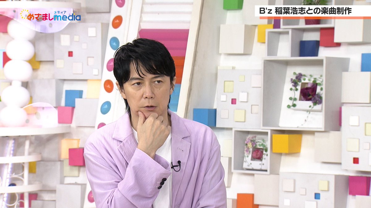 mezamashimedia's tweet photo. 最新アルバム『超新星』をリリースした福山雅治さんに、めざましテレビの生田竜聖アナがインタビュー！

大きな話題を呼んだB'zの稲葉浩志さんとのコラボ裏話など、楽曲の制作秘話をたっぷりとお届けします。

＼＼動画はこちら／／
https://t.co/CQCjH5LGi4

@BROS_1991 https://t.co/EEbkJIMvN7