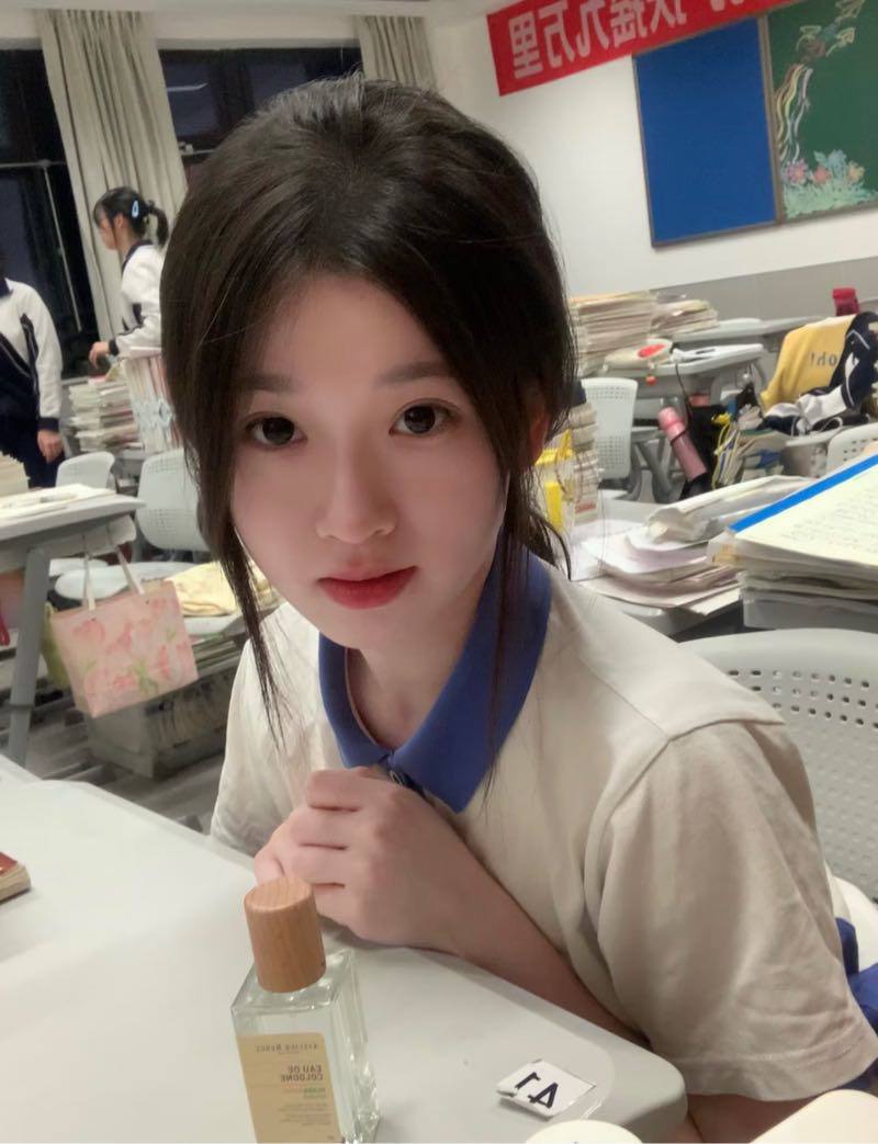 Flashusmc's tweet photo. 海城区
#北海
#广西
👉助理@reemy554i
老师130
看上了请截图妹子和排号便客服快速安排
无论你是什么身份，躺在病床上的样子都一样。 https://t.co/Nc7ddukF2K