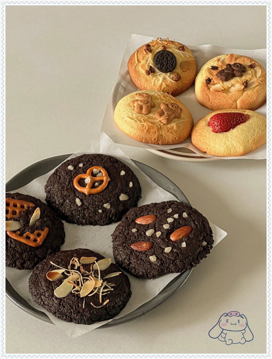 LymanKimminau's tweet photo. Nuevas galletas crujientes con chocolate negro! 10 unidades solo para hoy  quién se anima a probarlas https://t.co/uAd0gPNbDO