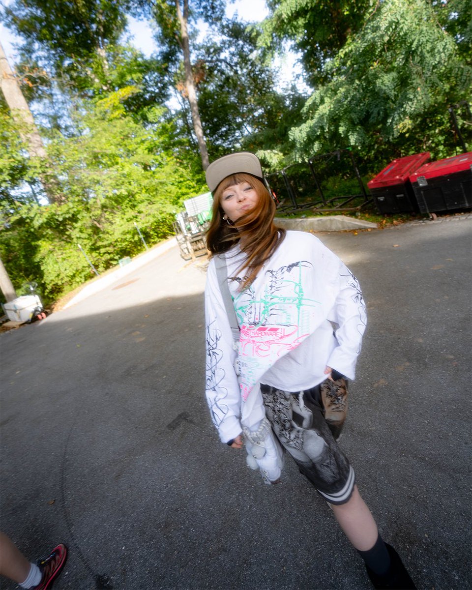 ninajirachi's tweet photo. https://t.co/sKRHBDDEr2