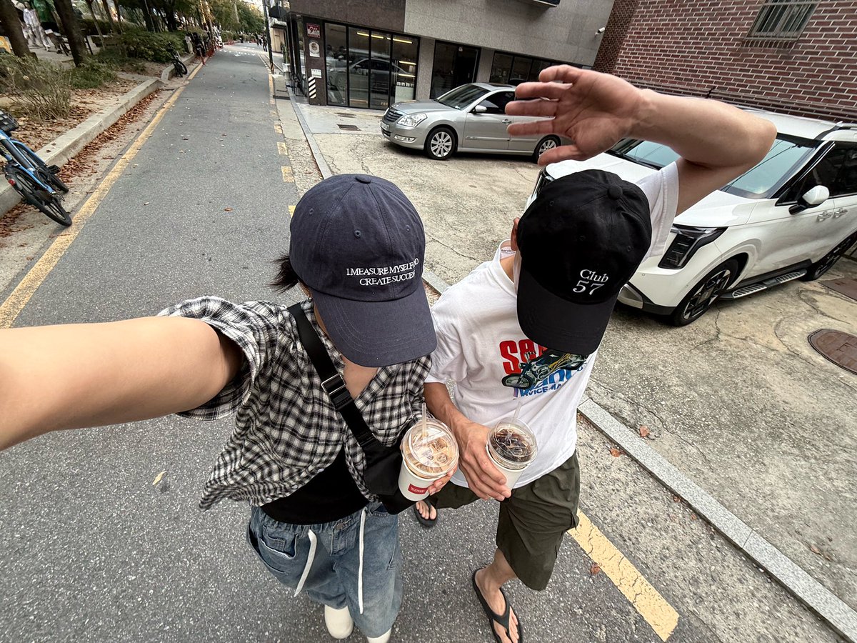 mzylvs_2's tweet photo. #문수아🫧

sua with papa moon😊 https://t.co/k6DhOUYCCa