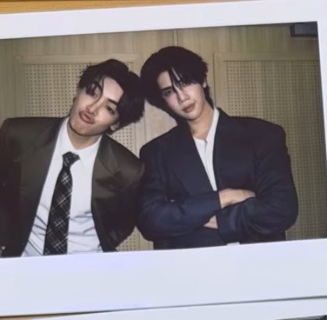 boobeiboi_'s tweet photo. สองรุปนี้น่ารักง่ะ😿 https://t.co/ZvzbGl9Vj1