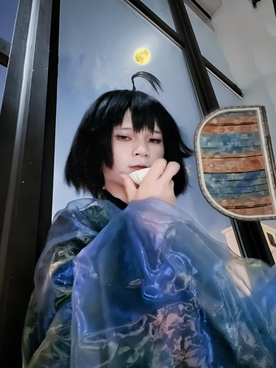 fgv_fgc's tweet photo. 中秋快乐～ #cos #汉服 #femboy #男娘 https://t.co/TIwP9wyRCS