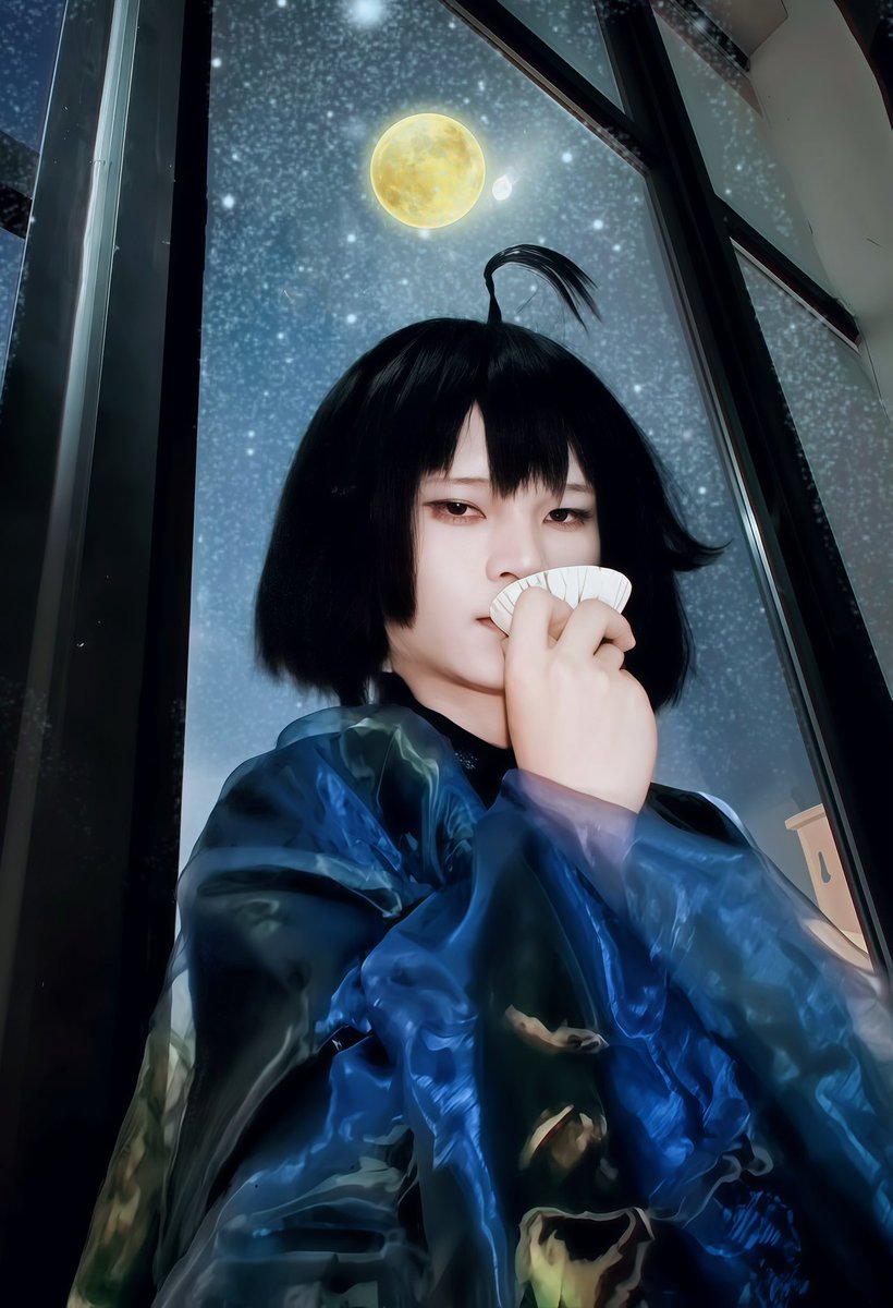fgv_fgc's tweet photo. 中秋快乐～ #cos #汉服 #femboy #男娘 https://t.co/TIwP9wyRCS
