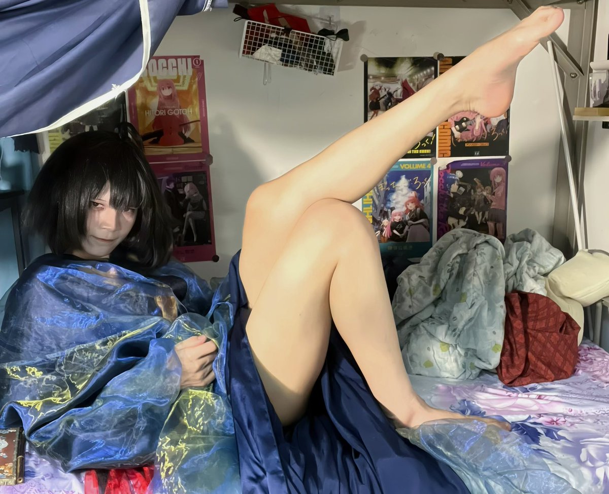 fgv_fgc's tweet photo. 中秋快乐～ #cos #汉服 #femboy #男娘 https://t.co/TIwP9wyRCS