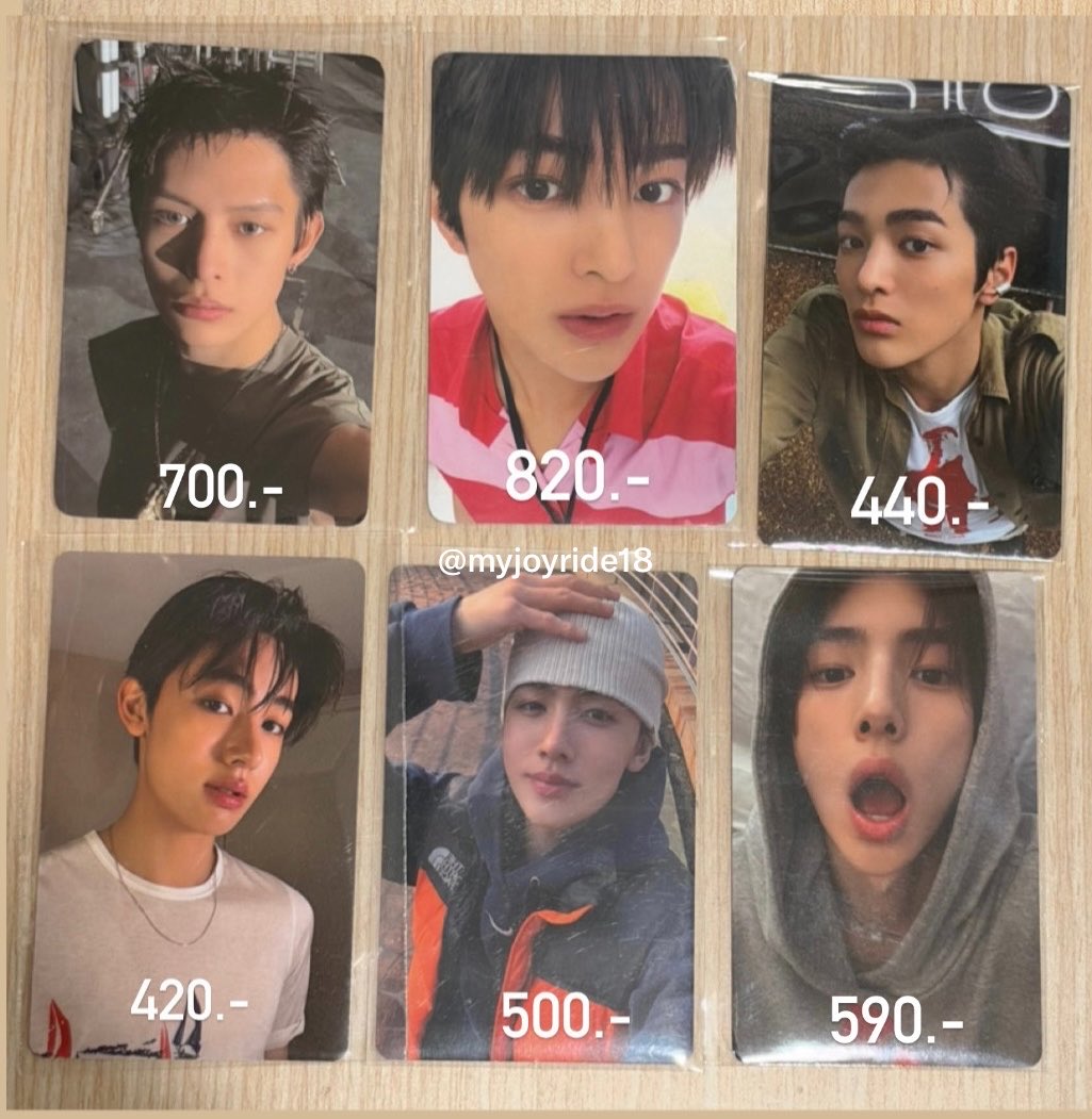 myjoyride18's tweet photo. (พร้อมส่ง) ฝากรีฮับ 🙇🏻‍♀️
เนื่องจากออกจากบ้านไม่ได้ เจอการ์ดซ้ำจำนวนมาก 😆 ขอปล่อยต่อ CORTIS CARD จากที่เอฟซ้ำ ได้มาเกินจากหน้าคอน ของแท้แถมจาก official งับ ขอปล่อยให้แม่ๆพี่ๆมาดูแลลูกๆต่อคับ🙏🏻🥹

ราคาตามในรูปเลยค่า

ค่าส่งเหมาๆ 40.- 
(แต่สถานการณ์ตอนนี้อาจจะส่งหลังน้ำลดนะค้าบ ตอนนี้ขนส่งแถวบ้านยังไม่เปิดฮับ🥹)

DM ได้เลยคับ💗

#ตลาดนัดCORTIS #ตลาดนัดคอร์ติส #ตลาดนัดคอติส