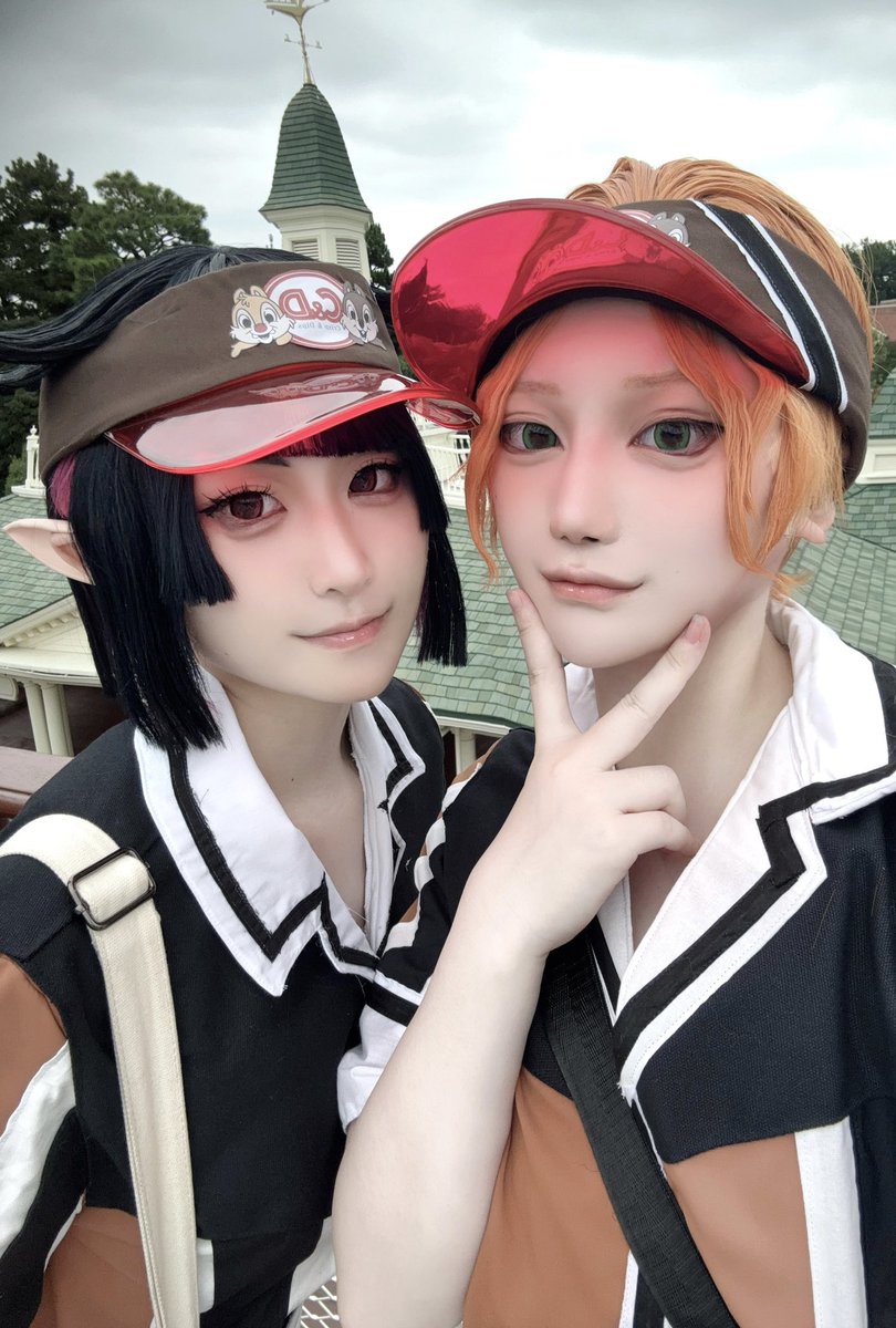 kqno_iz's tweet photo. ダイナーでバイトしに来た🍔✨️
 #Dハロ仮装2026 
 #Dハロ仮装ツイステ https://t.co/M0zoHS1FzR