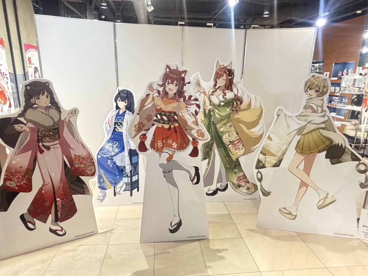 Memories_Fille's tweet photo. 昨日今日で行きたい所には全部回れたな。
パラレル回廊は欲しいものが特になかったからパス。 https://t.co/A8Ha2ly6Uq