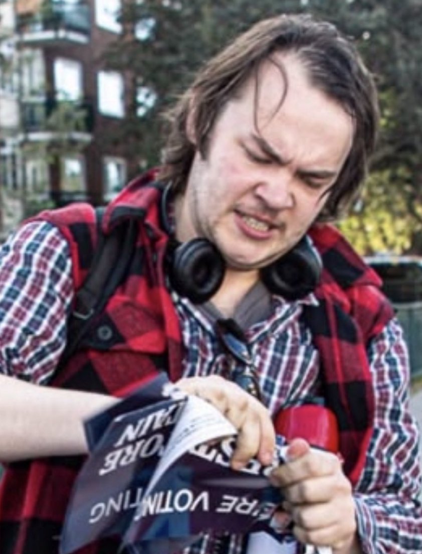 RupertLowe10's tweet photo. It will make this filthy man spectacularly angry if you join Restore Britain.

https://t.co/RMtEuHopgV https://t.co/SnlZTVy7HG