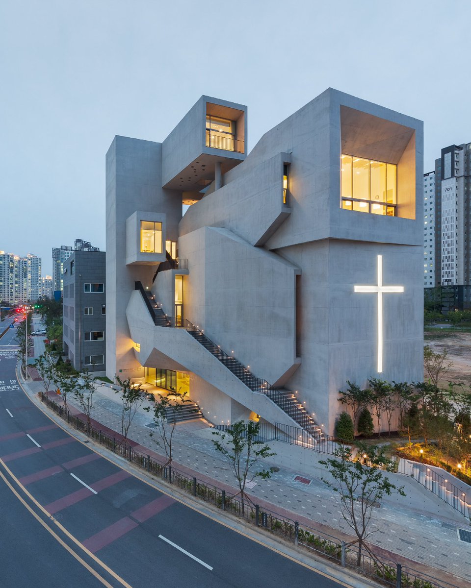 ROkpokam's tweet photo. 📍The Closest Church, South Korea https://t.co/MKPlfa8S4g