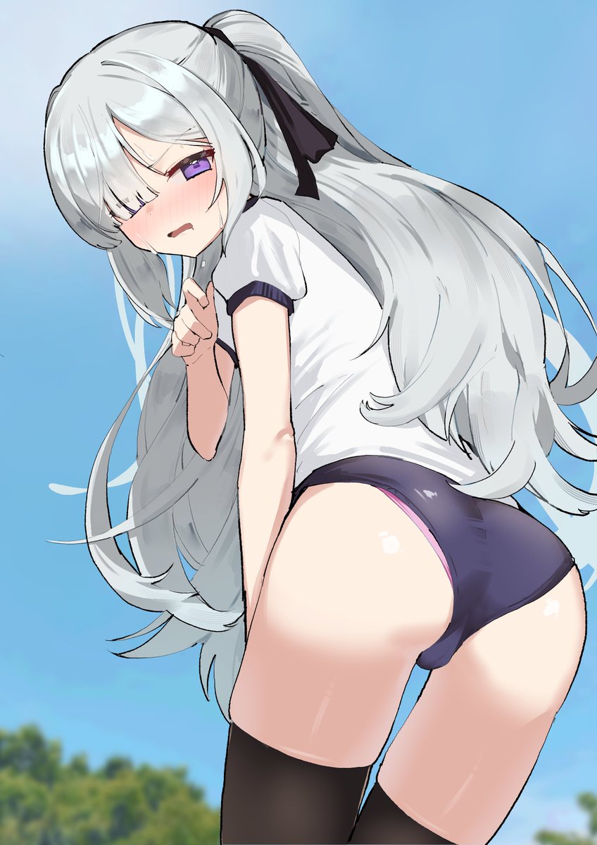 tesa_otaku's tweet photo. 運動不足解消のために無理やり動かされるアンアンちゃんの絵 https://t.co/lclKggO8iY
