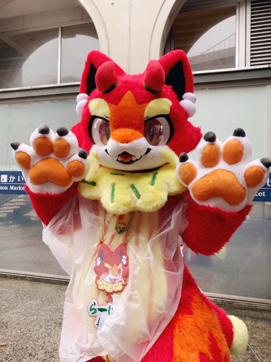 05mia25's tweet photo. はじめましてで可愛さに悶えました🥰️
ラージンちゃん可愛いかったです🍜🔥
撮影させて頂き眼福🙏♡

 #らーじん降臨
 #コスピク https://t.co/gMY2jxqi3R