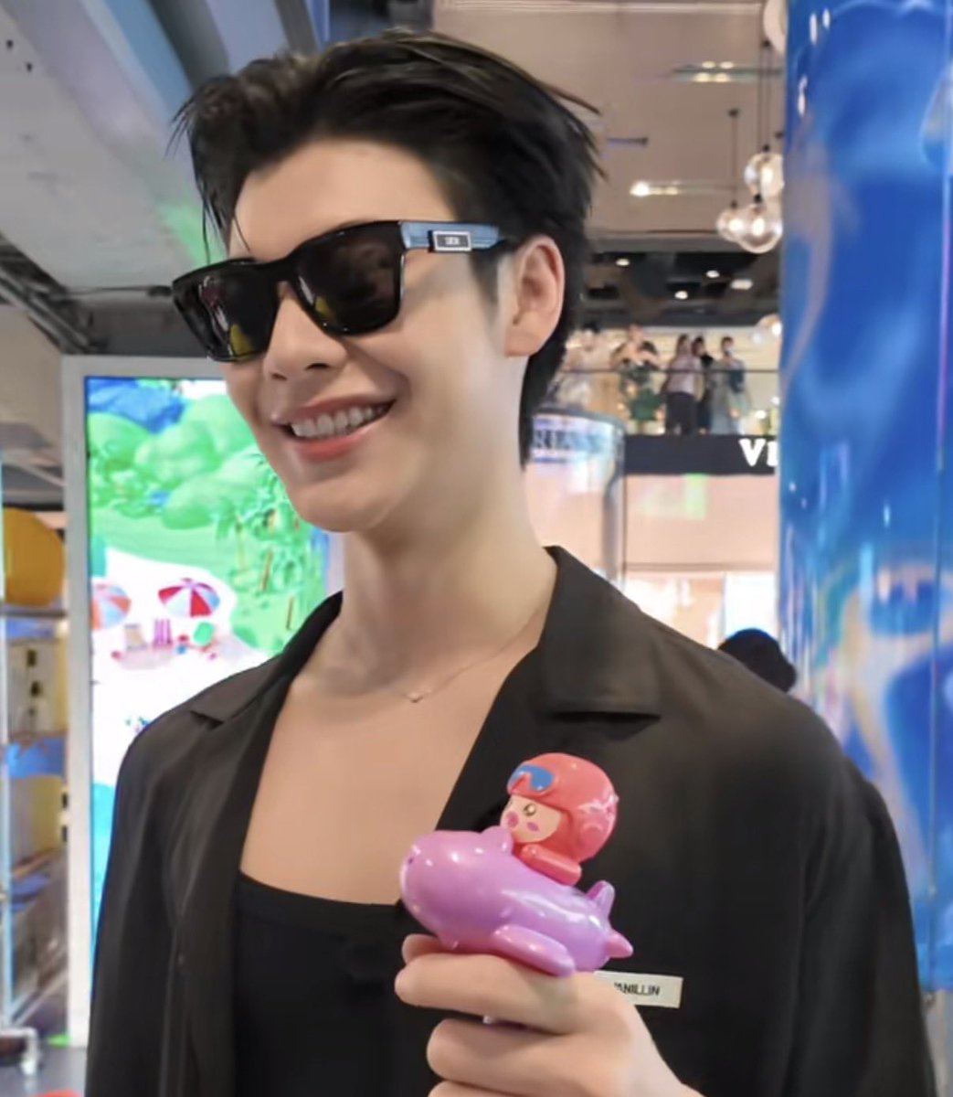Namwansstc's tweet photo. พ่อลูกผูกจิตเว่อออร์55555🫶🏻
MR FANBOY CHAPTER 5
#MrFanboyEP5
#tthi_eks #auauthp https://t.co/wUG5farXjY