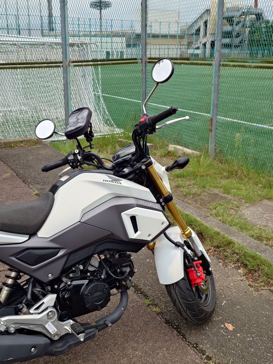 Y8MxT_tw's tweet photo. 約4ヶ月半ぶりにバイク。
#バイク 
#GROM 
#Honda https://t.co/DF91AO5Pc3