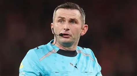 Perry4649479921's tweet photo. once City have been dealt with.....we need to take a good look at this fucker https://t.co/1Osetk3UV4