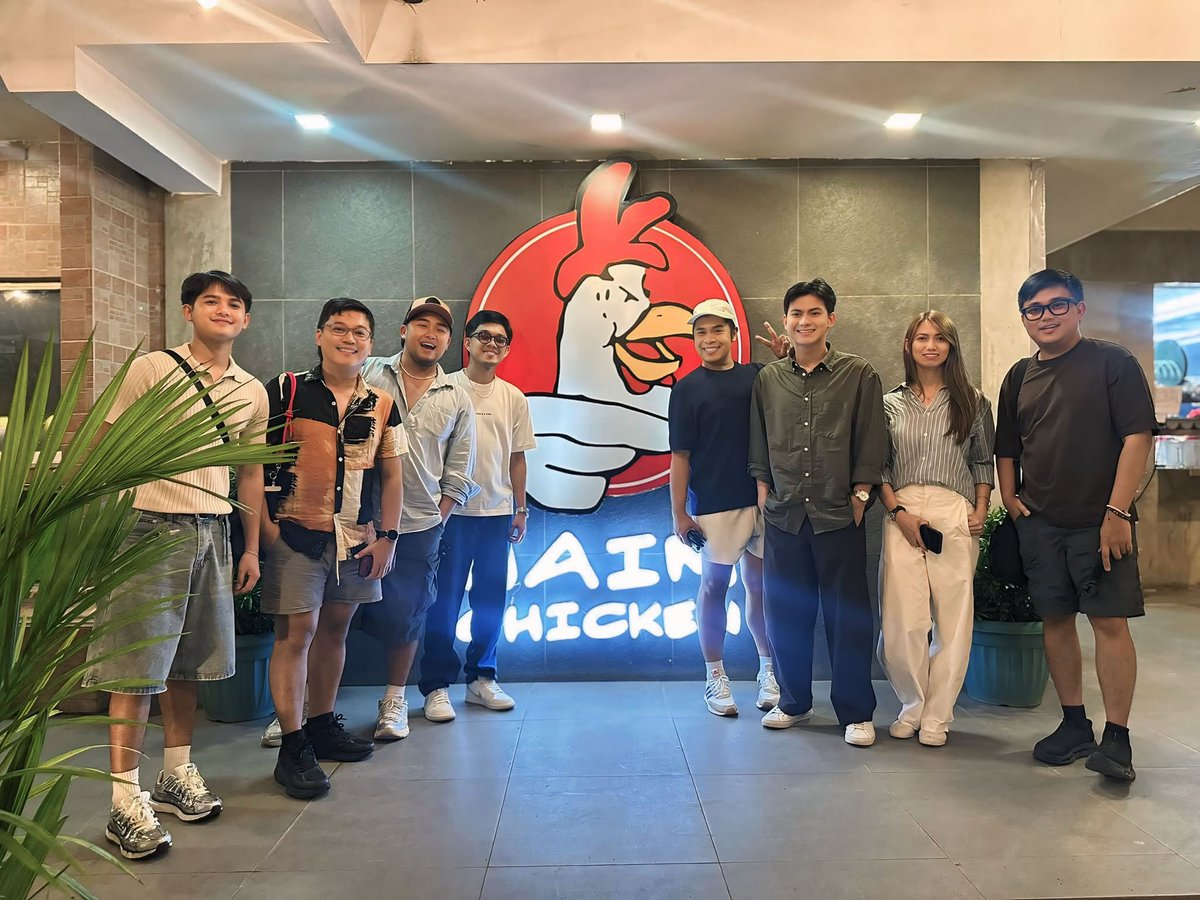 MackyBenj's tweet photo. Thank you Haim Chicken!.. The best chicken in Palawan.. 

#HaimChicken #PALCON2026 

📸: Palawan Content Creators https://t.co/tPdVk6yxyx