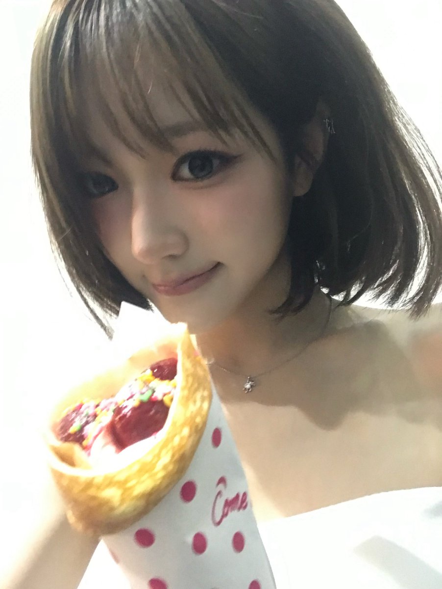 jiyupic's tweet photo. 260927 #지유 🐌🫐 https://t.co/8qJ3907rf8