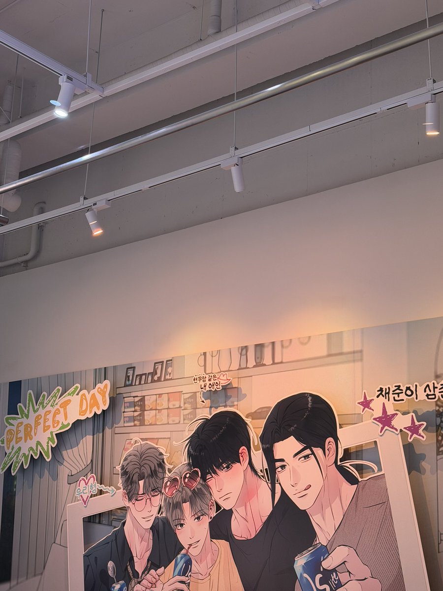 wooomybear's tweet photo. 🤍🫶🏻

#언슬립 #언슬립카페 
#레진 #카페레봄 https://t.co/FYdME9zYdr