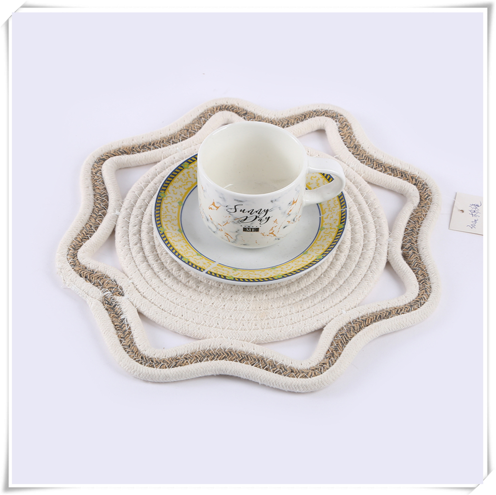 MarinWoolhouse's tweet photo. Just finished this cute hand-knit linen coaster set  Perfect for my morning coffee, brings cozy handcrafted warmth to the table! https://t.co/zbVnj9CT9k