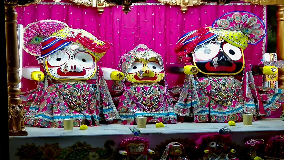 Iskcon_vvn's tweet photo. —❀꧁𝐻𝑎𝑟𝑒 𝐾𝑟𝑖𝑠ℎ𝑛𝑎꧂❀—
🌿🛕Mangla Darshan🛕🌿
—❀꧁27-09-2026꧂❀—
🌹 Sri Sri Radha Giridhariji🌹 
🌷ISKCON VVN Anand🌷
—❀꧁𝐻𝑎𝑟𝑒 𝐾𝑟𝑖𝑠ℎ𝑛𝑎꧂❀— https://t.co/ddeBn0sjv1
