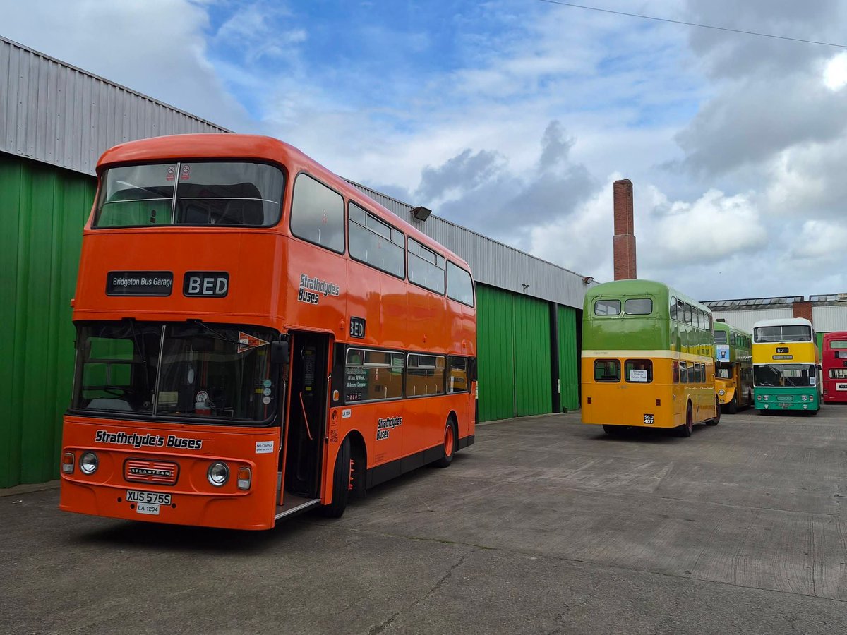 GVVTGlasgow's tweet photo. Coats of many Glasgow colours.  Buses being preparing for Bridgeton Bus Fest next weekend. Hope you can join us for the highlight of our event calendar! https://t.co/1zRiv50CEY https://t.co/YGtr93MzWo