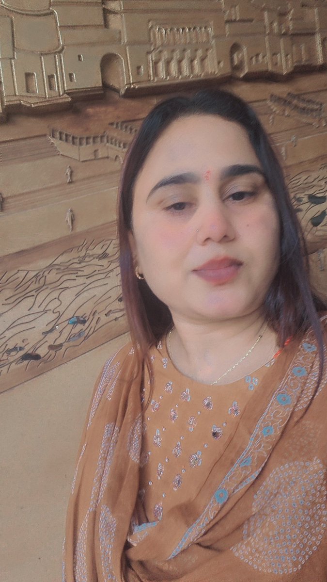 DrMansiDwivedi3's tweet photo. अच्छे दिनों तक पहुंचने के लिए कई बुरे दिनों से गुजरना ही पड़ता है... https://t.co/HOUrwjp2Hf