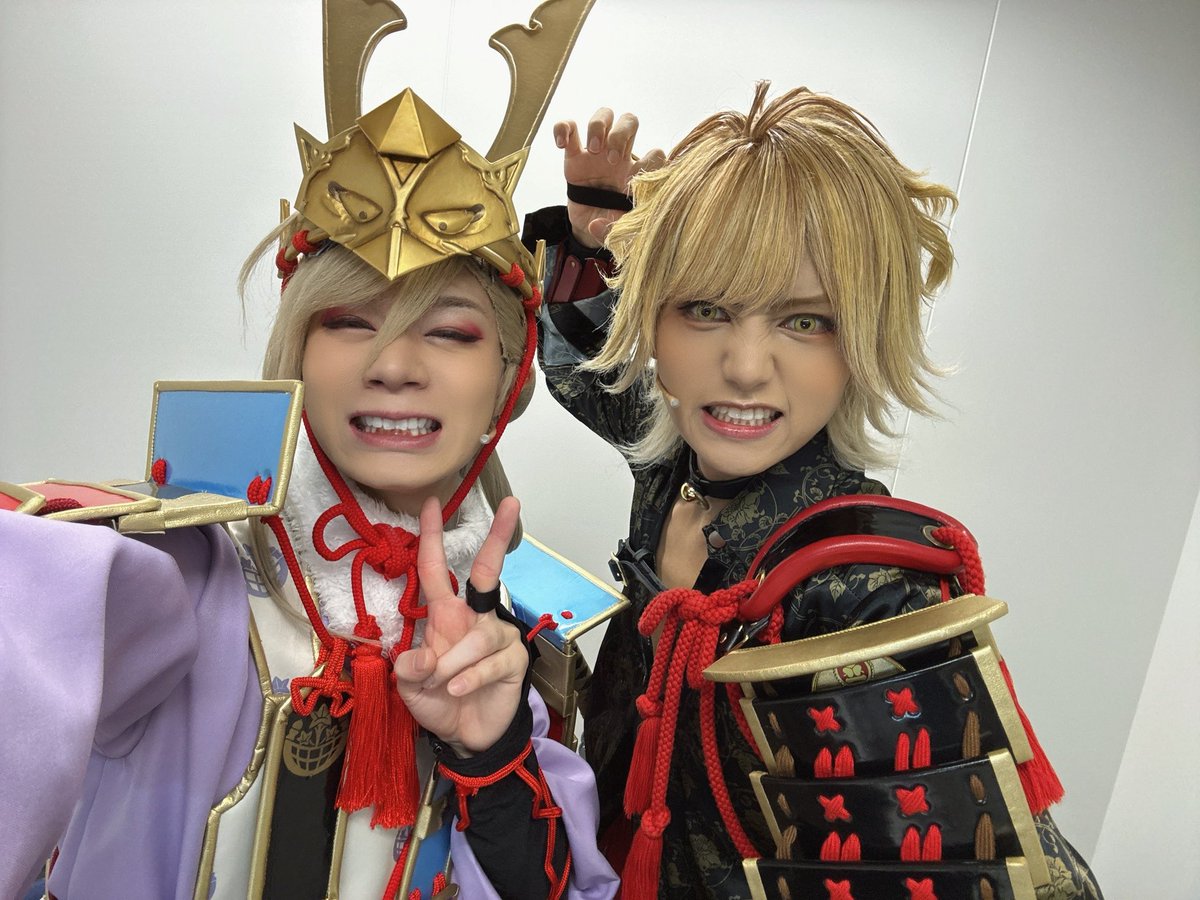 trampshunya's tweet photo. 大阪公演、
ご来場ありがとうございました！！

今日は南泉さんと✨

きょうのかりはかならずかえします🔥

#刀ミュ https://t.co/mA1XscclrJ