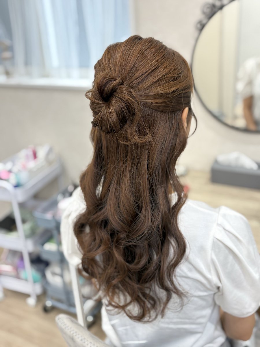 MakeupCharmoi's tweet photo. ヘアセットでたくさんの方がご来店くださいます✨
まつげパーマや眉毛ワックスも好評です！
男性女性関係なくご利用可能ですのでお気軽にご連絡く��さいませ🤲

📍大阪府枚方市宮之阪1丁目19-12 2階 https://t.co/DyrlZ7lqWe