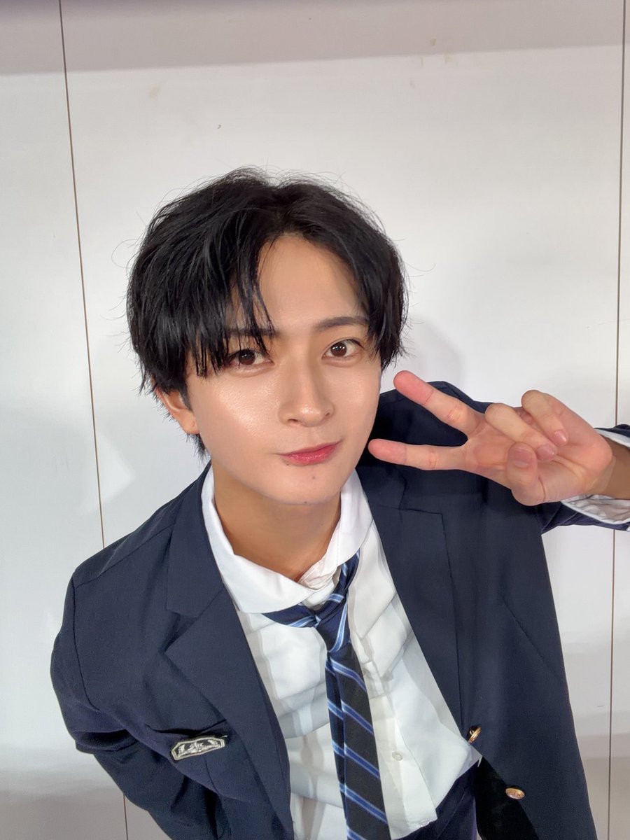 kouta_shiomi04's tweet photo. 人生初の文化祭楽しかった✌🏻
(文化祭の当日は部活の練習でした) https://t.co/3PMU3eO48W