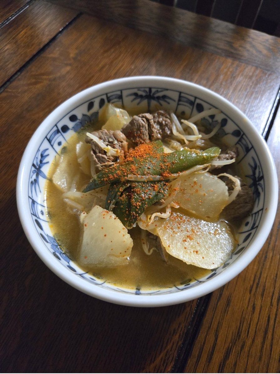orico25's tweet photo. 劇中に出てくる ハミンの好物
ソゴギムグッ(소고기뭇국)
#あな母 エンディングクレジットに出てくる母に作ってあげた最後の料理です…
もう母の手料理は食べられないけど、私が作った手料理を美味しそうに食べてくれた母を思い出す…恋しい…
家族全員で観に行きます

#あな母ごはん祭 🍚
#映画あな母 https://t.co/v0PXUlJ1F0