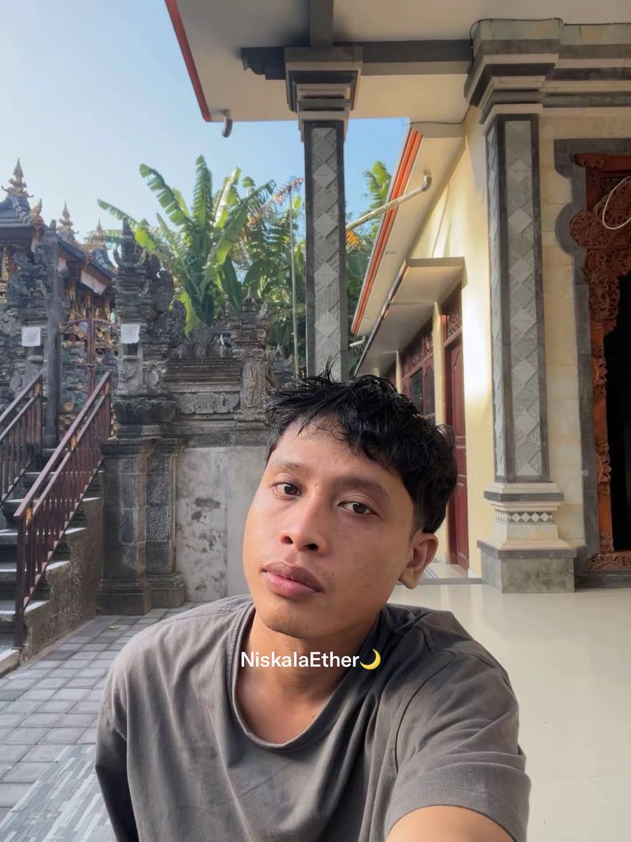 _YourEnchante's tweet photo. Bru bangun 😫 https://t.co/UmTHNw3JZs