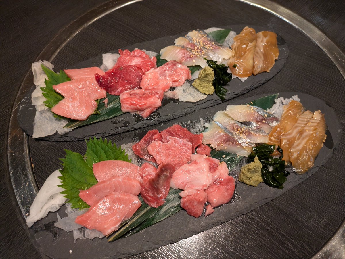 sf7777's tweet photo. 今日は、地鶏みぞれ鍋コース〜、三元豚のつゆしゃぶコース。#地鶏みぞれ鍋コース #三元豚のつゆしゃぶコース #地鶏みぞれ鍋 #三元豚のつゆしゃぶ #遊食家 https://t.co/FdalP6yCJL