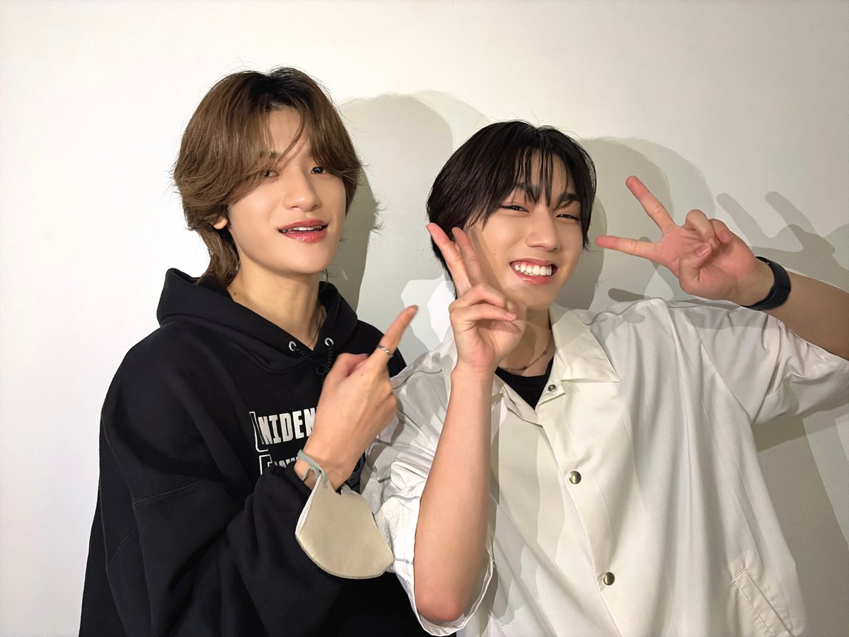 Lienel_official's tweet photo. 〖RADIO_INFO〗

／
本日、9月27日(日)20:30〜！🎈
#FM大阪「#Lienel のラキネルパーティー」
＼

今週も #芳賀柊斗 #森田璃空
はがりく２人でお届けします🦑🧸

#ラキネル をつけて、
たくさんの投稿をお待ちしております✏️

📻radiko
https://t.co/p7J9jZh6UM

📮メッセージ
https://t.co/y502SHxadl https://t.co/Tq2Sy1ub3e