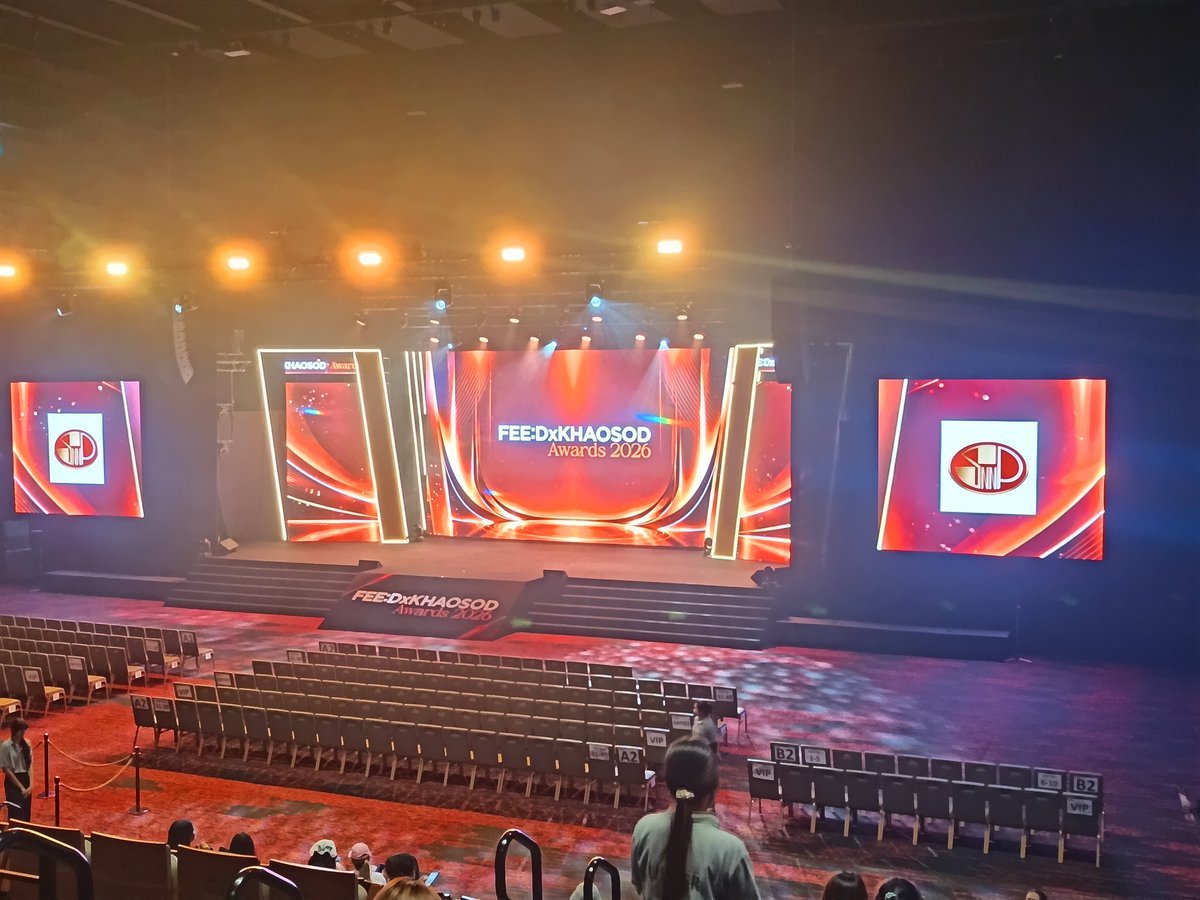 yuya_wine55737's tweet photo. See you soon naa P'Fot 🤍 LKN💛

#FourthNattawat #lookkkhunnoo https://t.co/iX8zsiUHnU