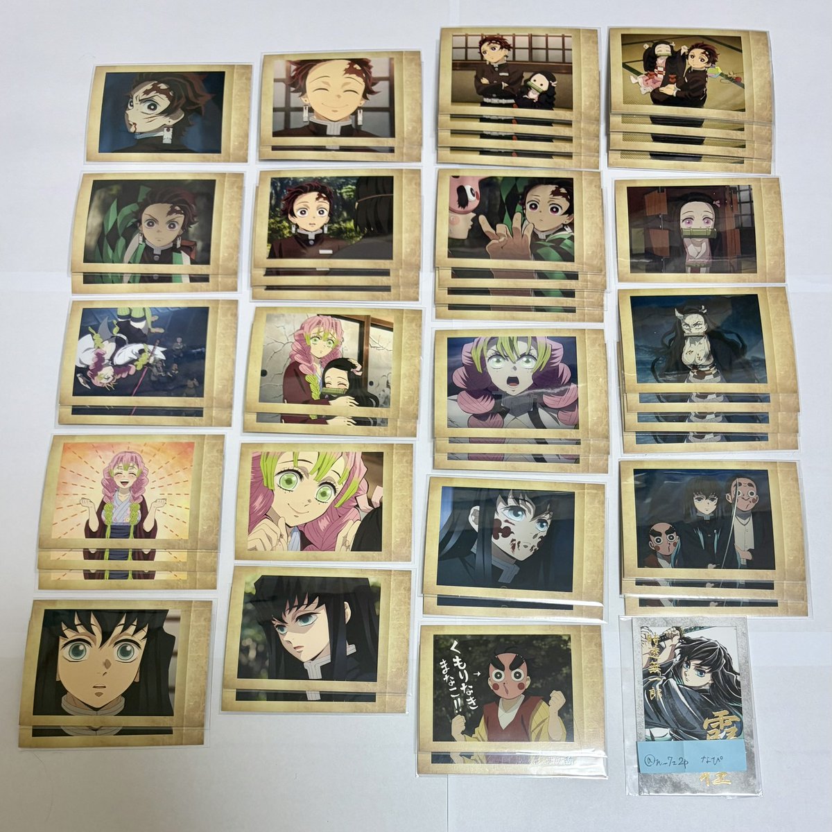 n_7z2p's tweet photo. 【交換】
鬼滅の刃 ぱしゃこれ 其ノ陸
譲:画像1.2枚目
求:画像3枚目 其ノ捌のNo.27、34の無一郎

☆郵送希望 
☆纏めての方優先
☆ご不快でなければ比率違い可

検索からお気軽にご提案、お声掛けください🙌🏻 https://t.co/2tzwpiiME8