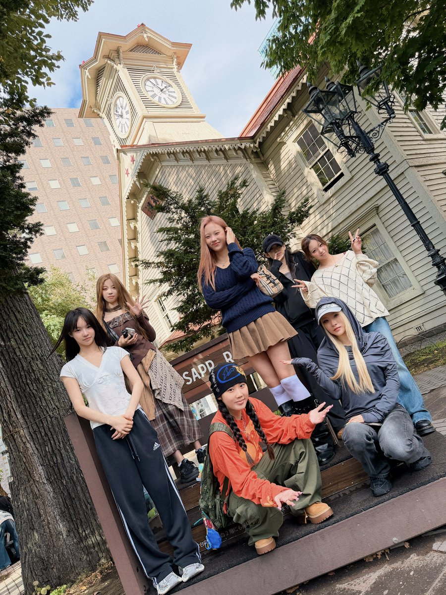 hiipe_princess's tweet photo. [📸] 
札幌家族写真 🗼🌳
삿포로 가족 사진

#HIIPE_Princess #하입프린세스 #ハイププリンセス #ハイピー
#AWA https://t.co/70C11n9qH4