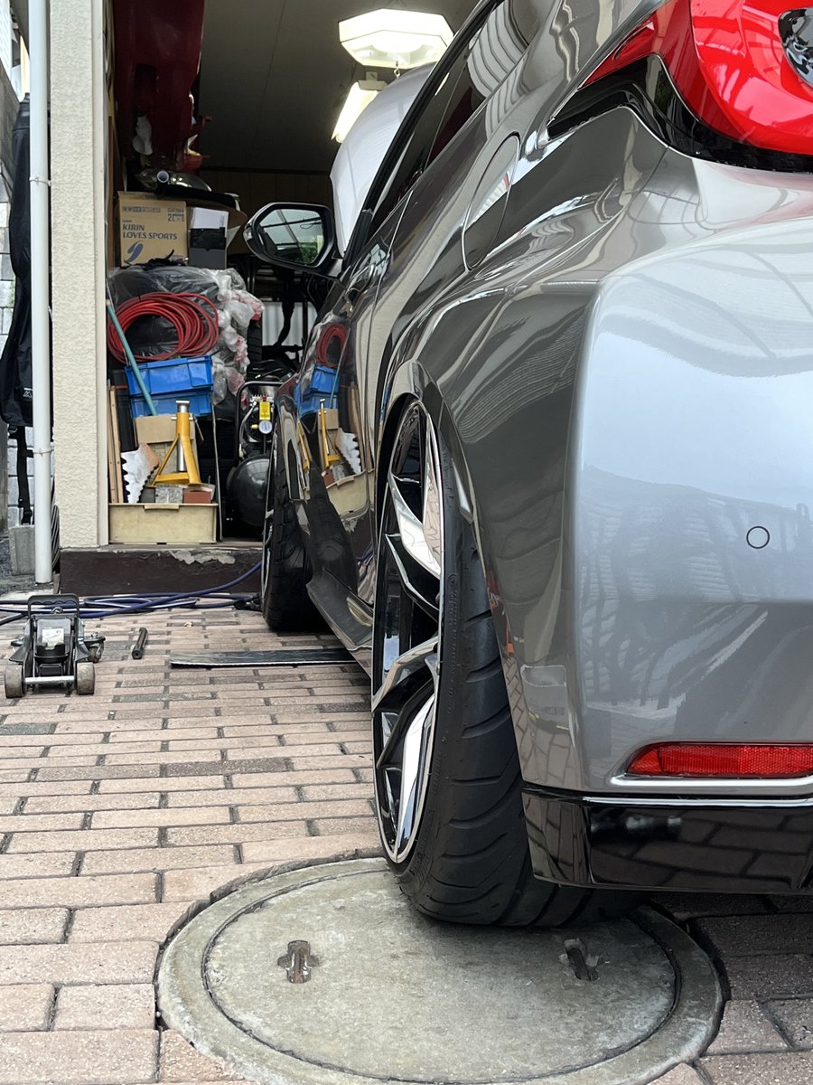 may__624's tweet photo. GRヤリス車高下げやすくて神すぎた
最初普通に下げたらこれで笑った🤣 https://t.co/CspyQIzh3k