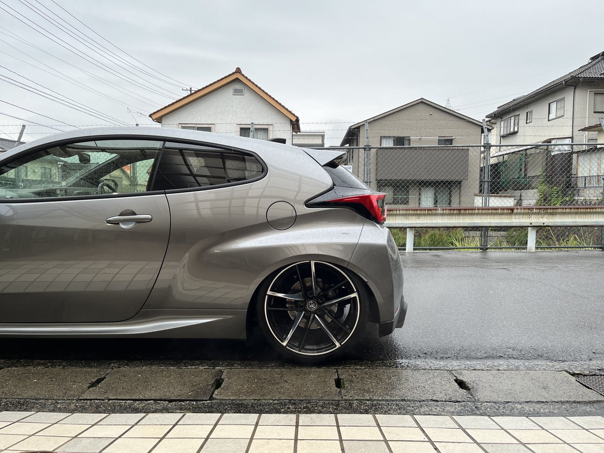 may__624's tweet photo. GRヤリス車高下げやすくて神すぎた
最初普通に下げたらこれで笑った🤣 https://t.co/CspyQIzh3k