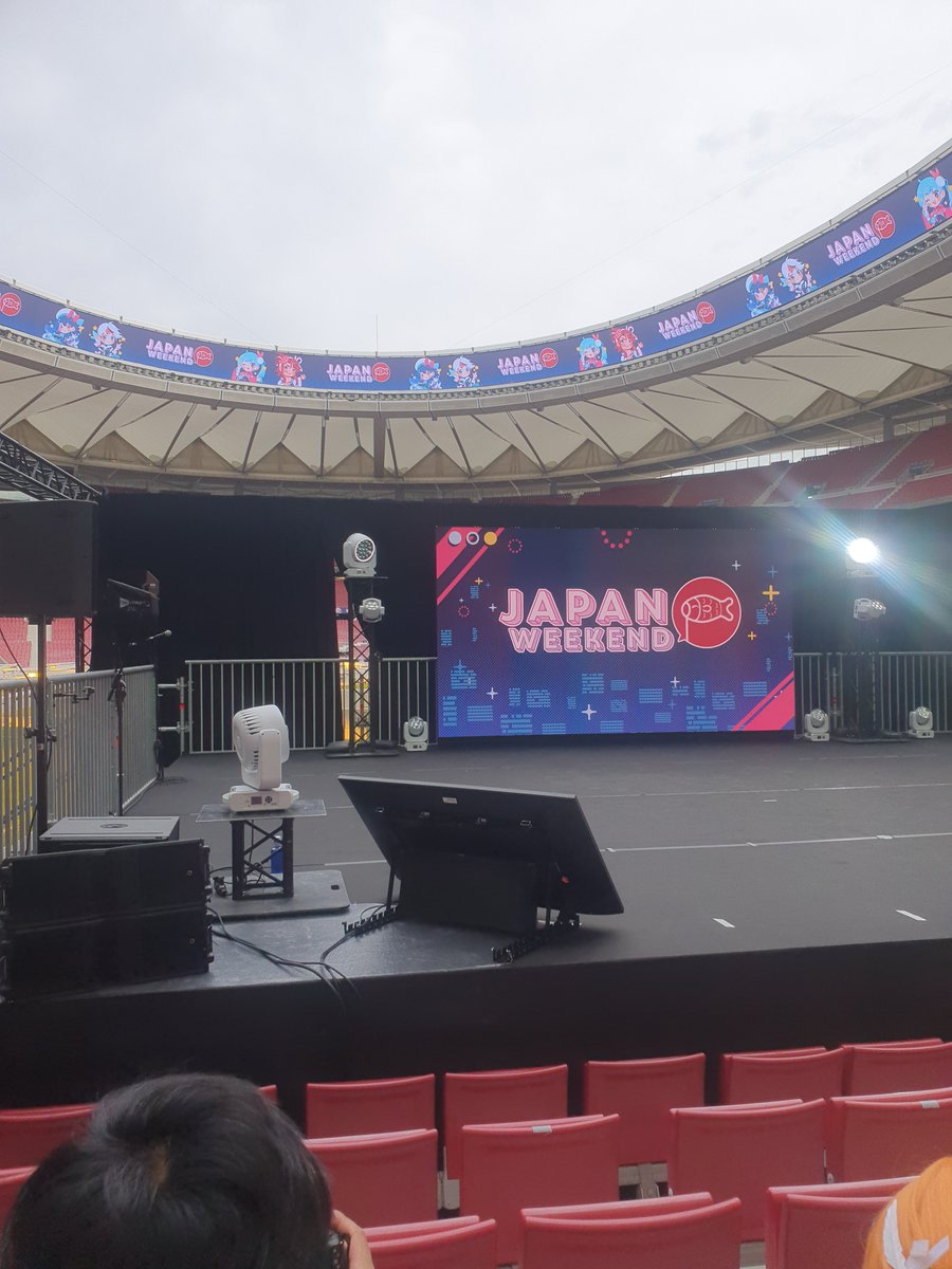 kyoro_z's tweet photo. En primera fila para el idol fes https://t.co/BayvwYTGMR