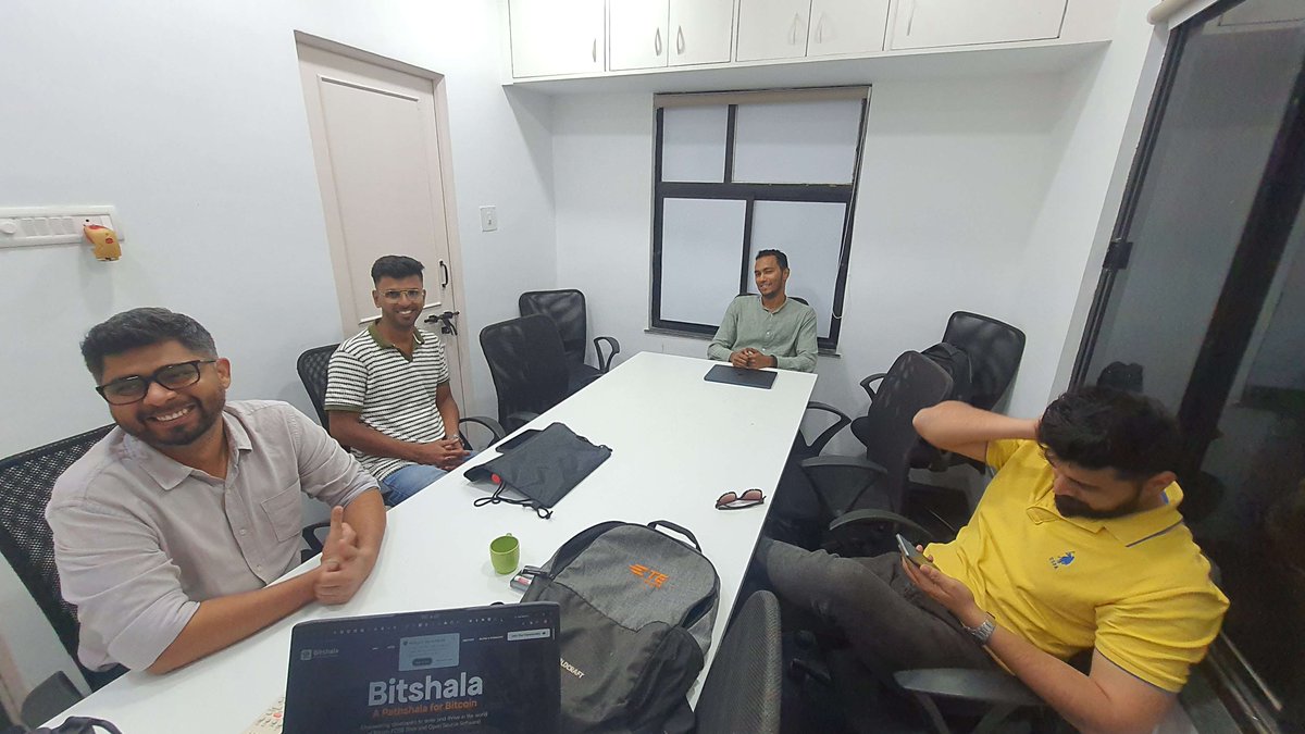 bitshala_org's tweet photo. Had a blast diving deep into the Lightning Network in Pune ⚡️

From the mechanics of payment channels to how Layer 2 scales Bitcoin for global adoption, the discussions were truly insightful. A huge thanks to everyone who joined us to explore the future of instant, low-cost payments.

Stay tuned for the next one! 🚀